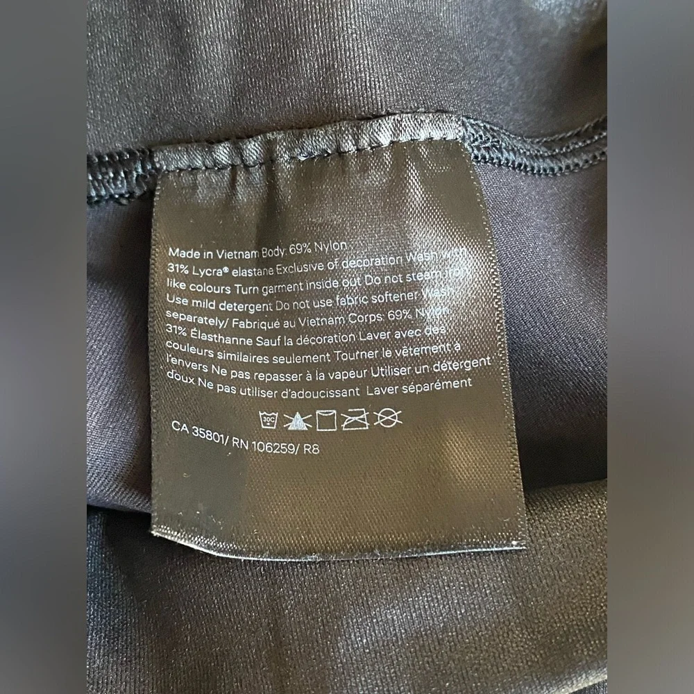 Lululemon Wunder Under High-Rise Tight *Foil 28" in Matte Black Foil ~ Size 6 - Picture 12 of 12